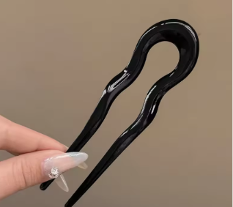 French-style U-sheped hairpins